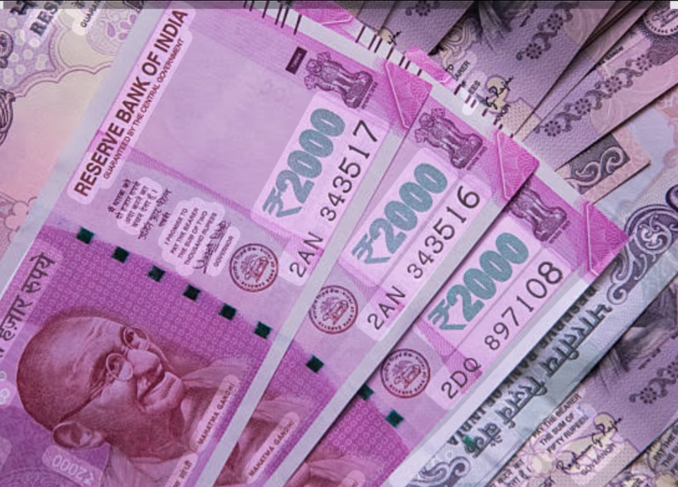 ₹2000 के 98.41% नोट लौटे- जानें अब कितने नोट प्रचलन में हैं और जमा करने की पूरी प्रक्रिया