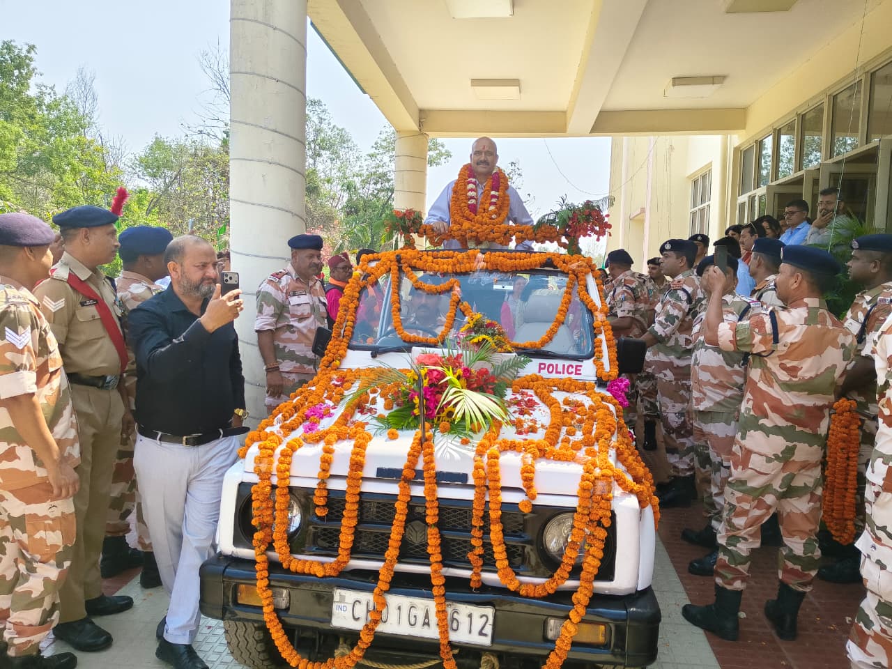 ब्रेकिंग न्यूज -(लालकुआ) 38 वर्षों की गौरवशाली सेवा के बाद आईटीबीपी 34वीं बटालियन के कमांडेंट अनिल सिंह बिष्ट सेवानिवृत्त