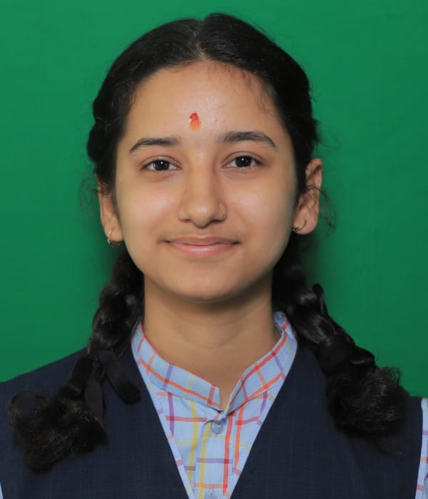 (लालकुआ )  CBSE 12वीं में हर्षिता मिश्रा का शानदार प्रदर्शन, मुख्य विषयों में 88.2% और बेस्ट फाइव में 93.6% अंक हासिल