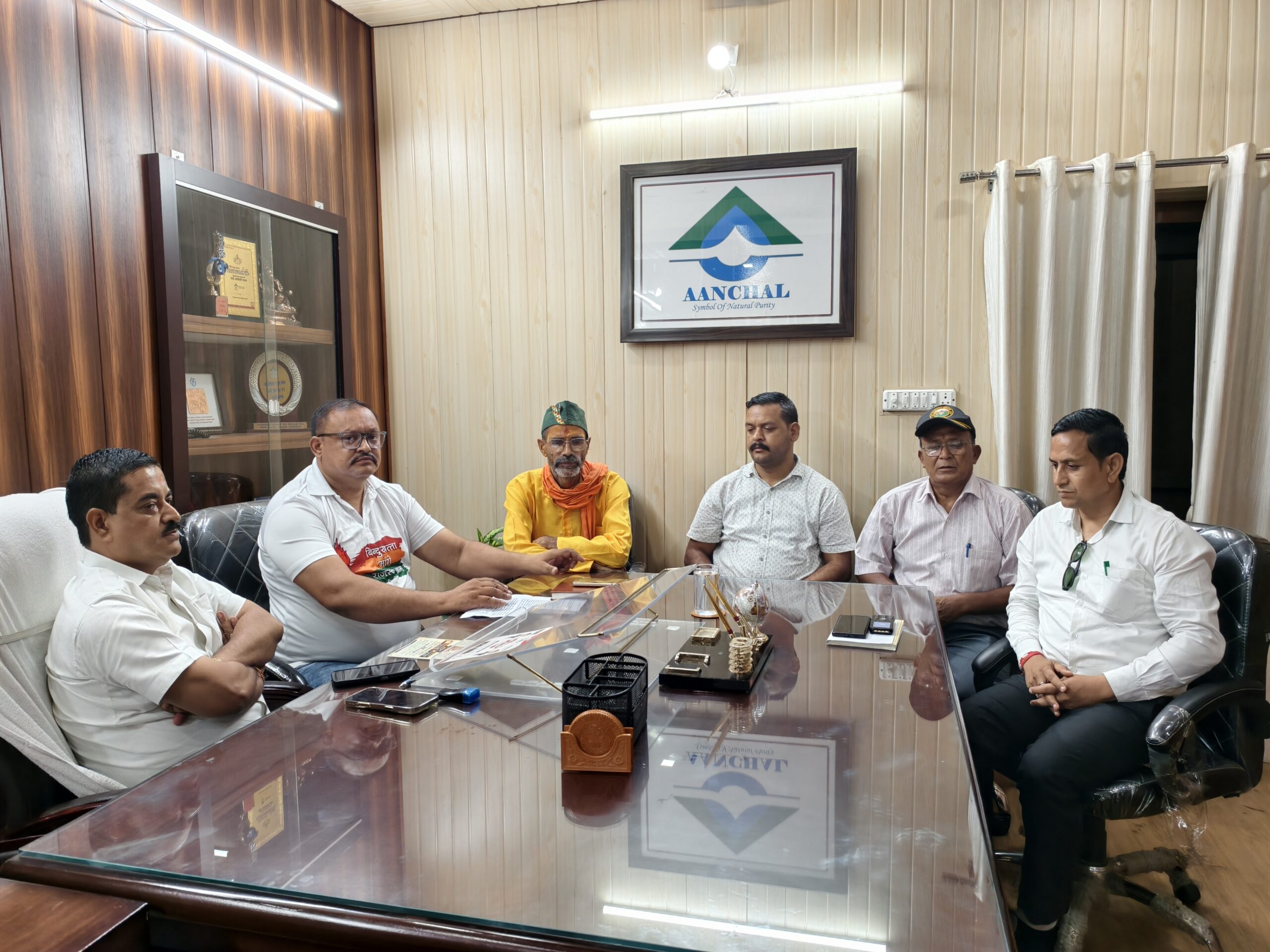 (ब्रेकिंग न्यूज)  लालकुआ “संघर्ष हमारा, अधिकार हमारा” के संकल्प के साथ वन अधिकार संगठन ने किया क्षेत्रवासियों से आह्वान, राजस्व ग्राम के दावे के दो वर्ष पूर्ण होने पर कल होगा बिंदुखत्ता के इस  मंदिर  में विशेष कार्यक्रम 